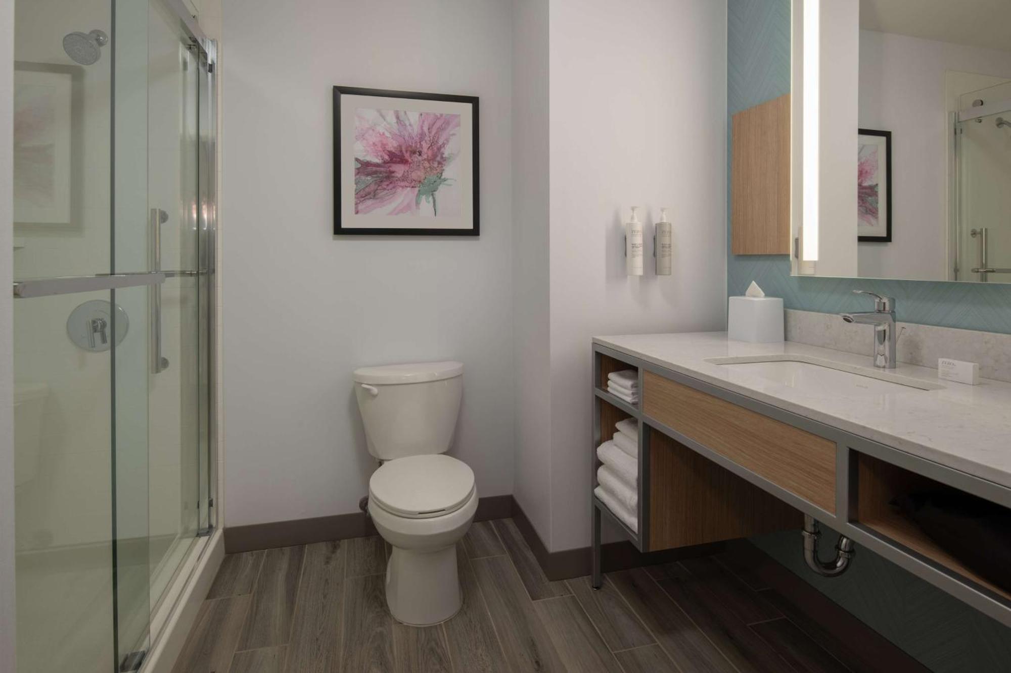 Hilton Garden Inn Tacoma Downtown Экстерьер фото