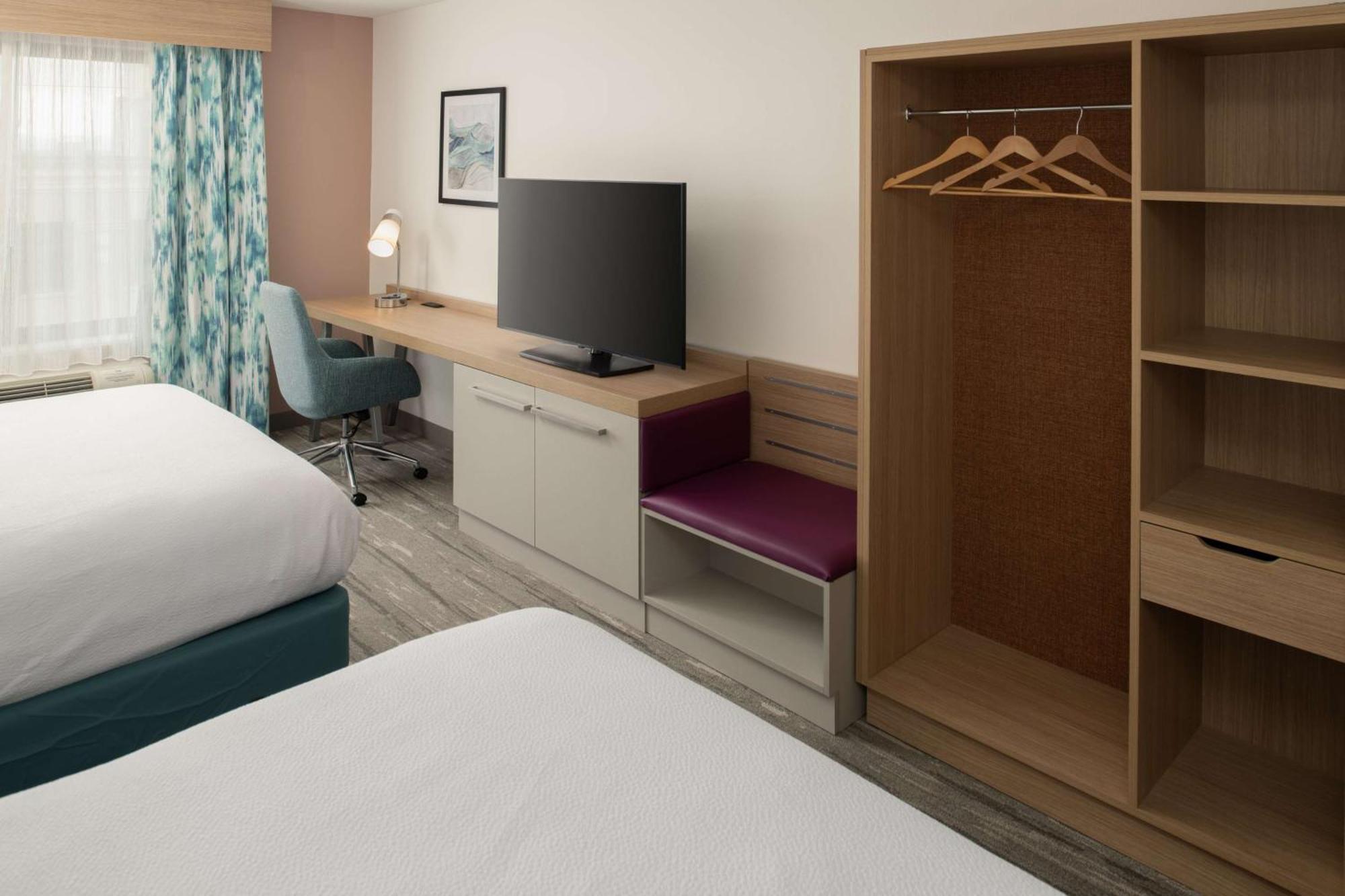 Hilton Garden Inn Tacoma Downtown Экстерьер фото