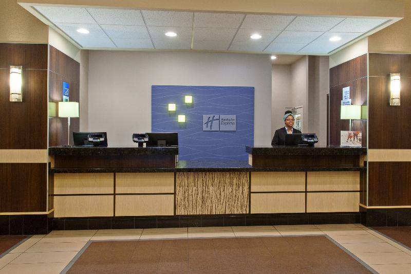 Hilton Garden Inn Tacoma Downtown Экстерьер фото